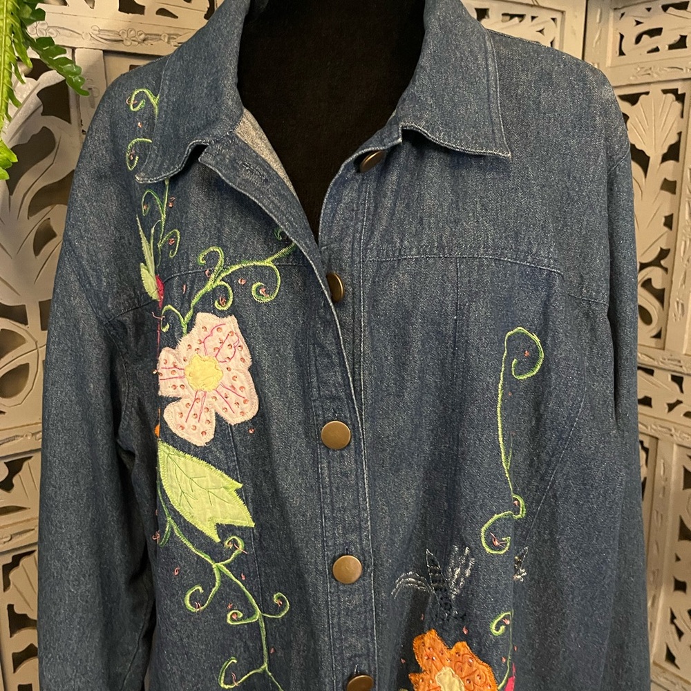 TAPESTRY PATCH VINTAGE DENIM & FLORAL EMBELLISHMENT LONG SLEEVE JEAN JACKET - Picture 4 of 12